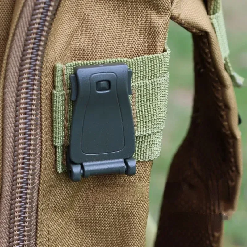 Buckle Clip for Backpack Tacti - đánh giá và giá Backpack Insert Organizer